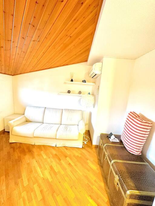 4 Minuti Dalla Stazione Loft Moderno ポンタッシエーヴェ エクステリア 写真